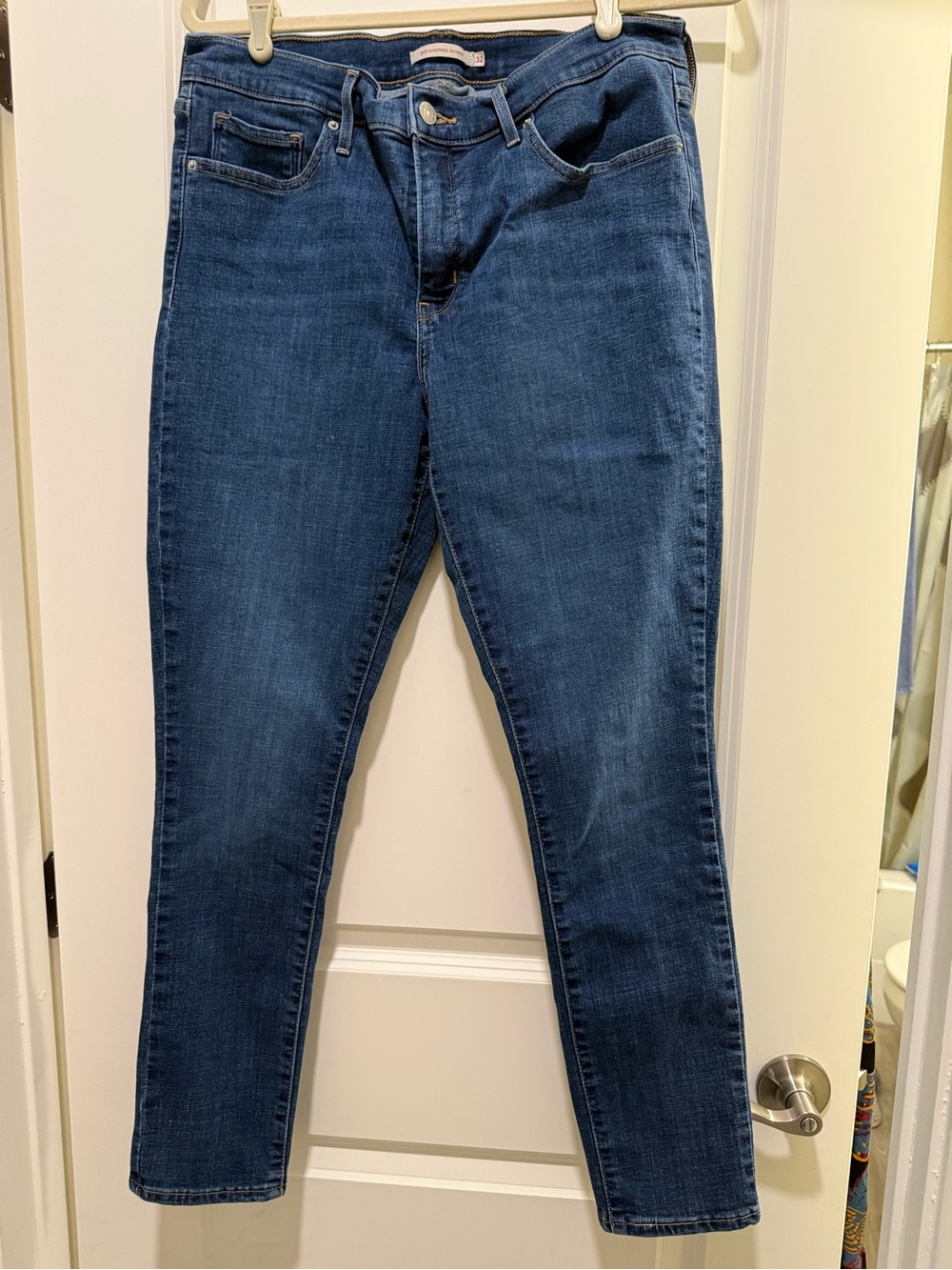 Levi’s 311 Shaping Skinny Women's Slim Jeans
Blue